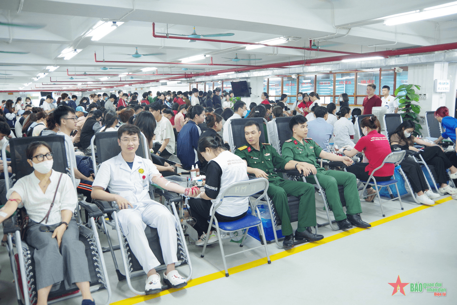 Bệnh viện Quân y 354: Lan tỏa sâu rộng phong trào hiến máu trong tuổi trẻ