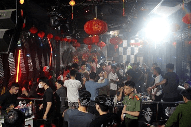 Phát hiện hàng chục đối tượng dương tính với ma túy trong quán bar