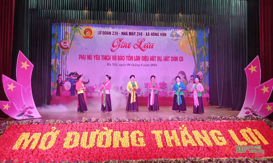 Giao lưu bóng chuyền hơi, hát ru và hát dân ca