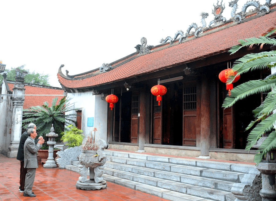 Đình thiêng lưu danh anh hùng dân tộc
