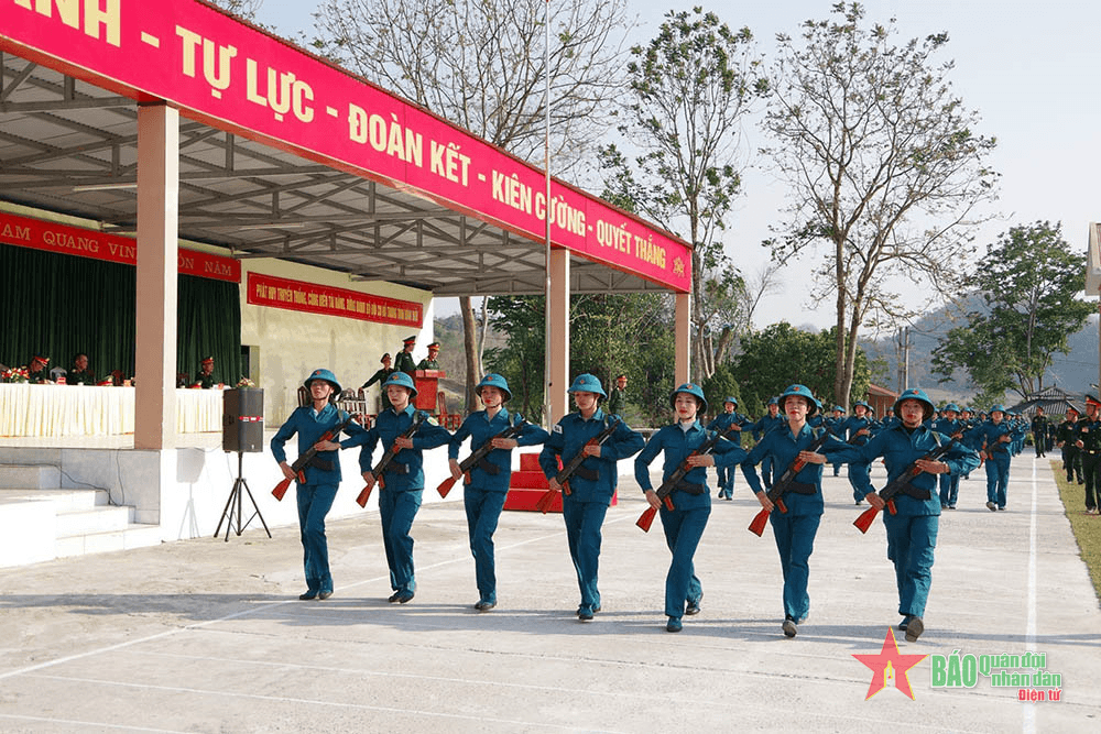 Hăng say luyện tập cho ngày đại lễ