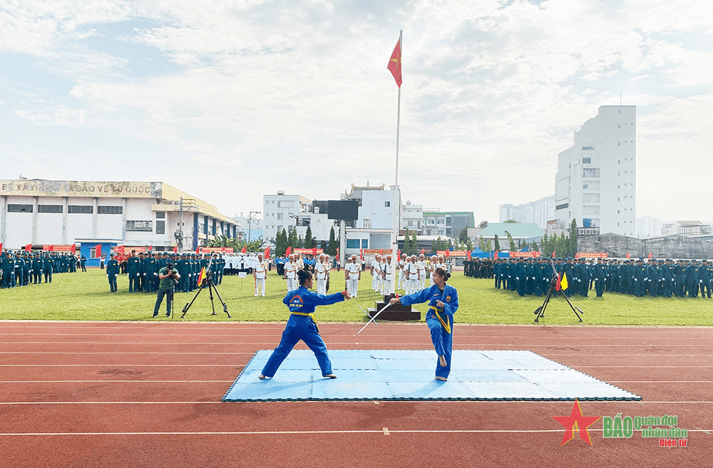 Cọ xát thực tiễn, nâng cao chất lượng huấn luyện