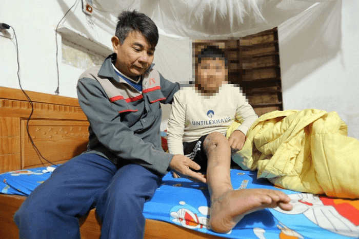Nghĩa tình đồng đội: Cựu quân nhân có hai con mắc bệnh nặng