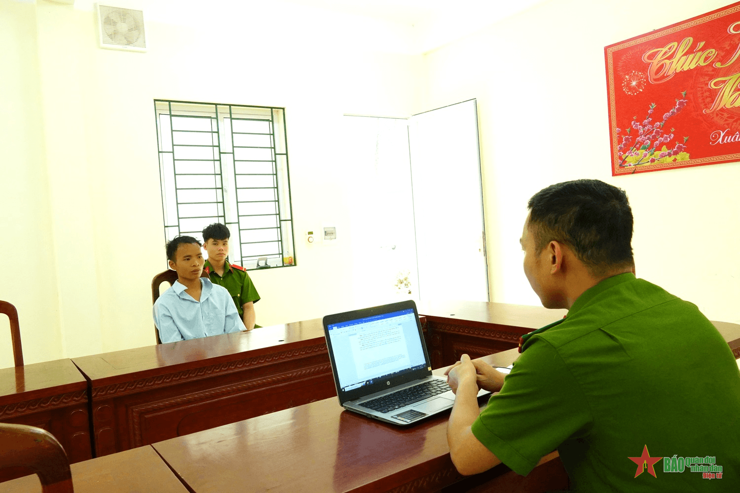 Hà Giang: Bắt khẩn cấp đối tượng giao cấu với người dưới 16 tuổi