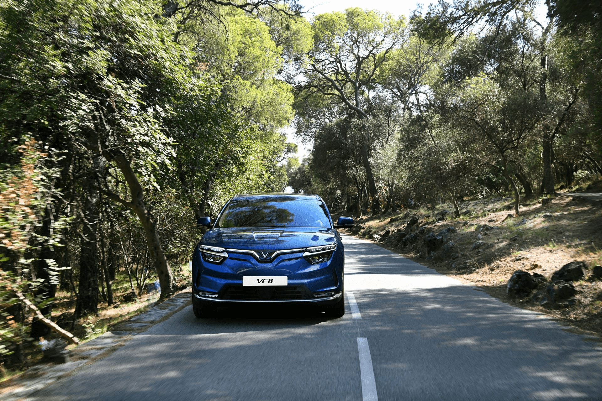 Những công nghệ vượt trội “bỏ xa” xe xăng trên VinFast VF 8