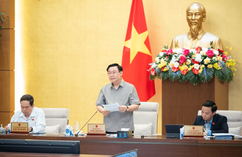 Khai mạc Phiên họp thứ 32 của Ủy ban Thường vụ Quốc hội: Cho ý kiến về 18 nội dung quan trọng