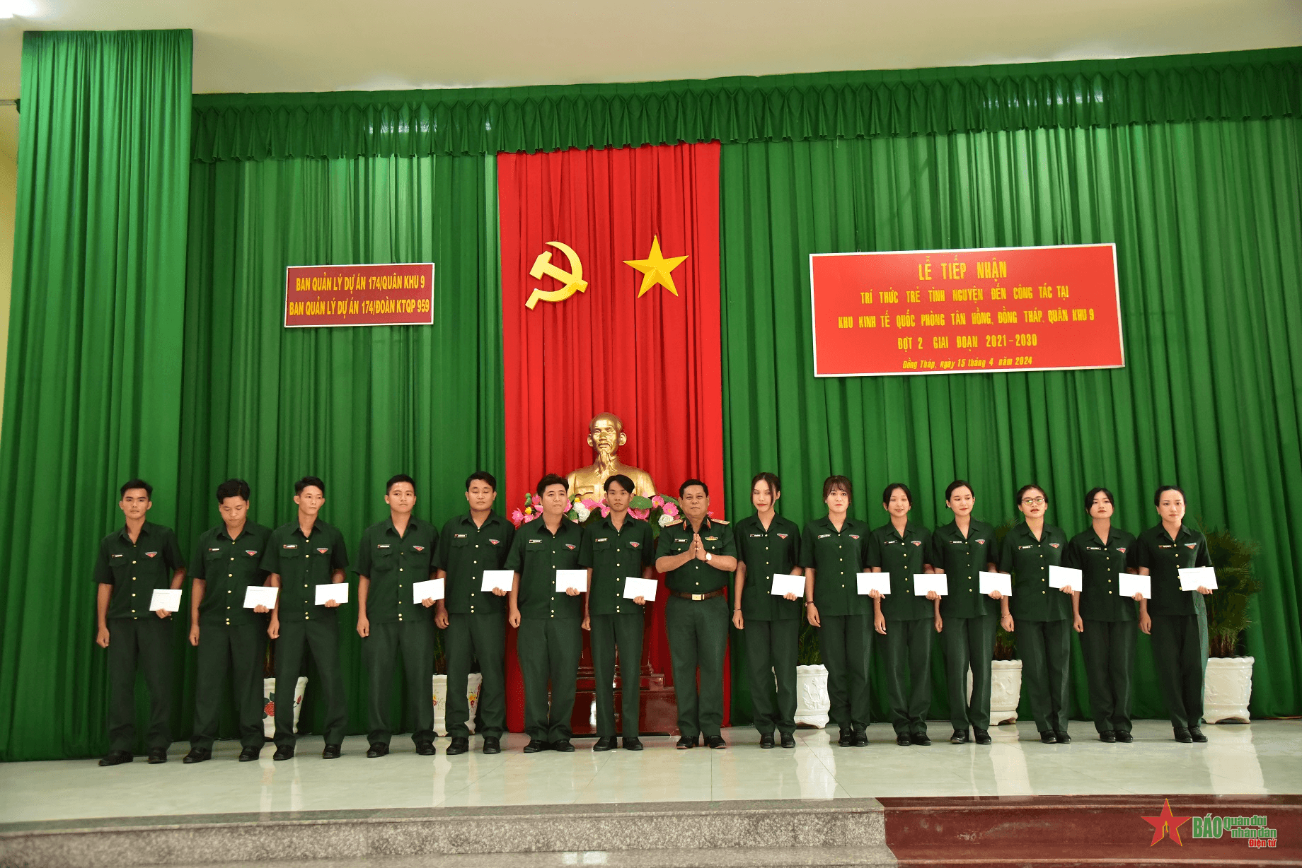 Quân khu 9: Đoàn Kinh tế-Quốc phòng 959 tiếp nhận trí thức trẻ tình nguyện đợt 2
