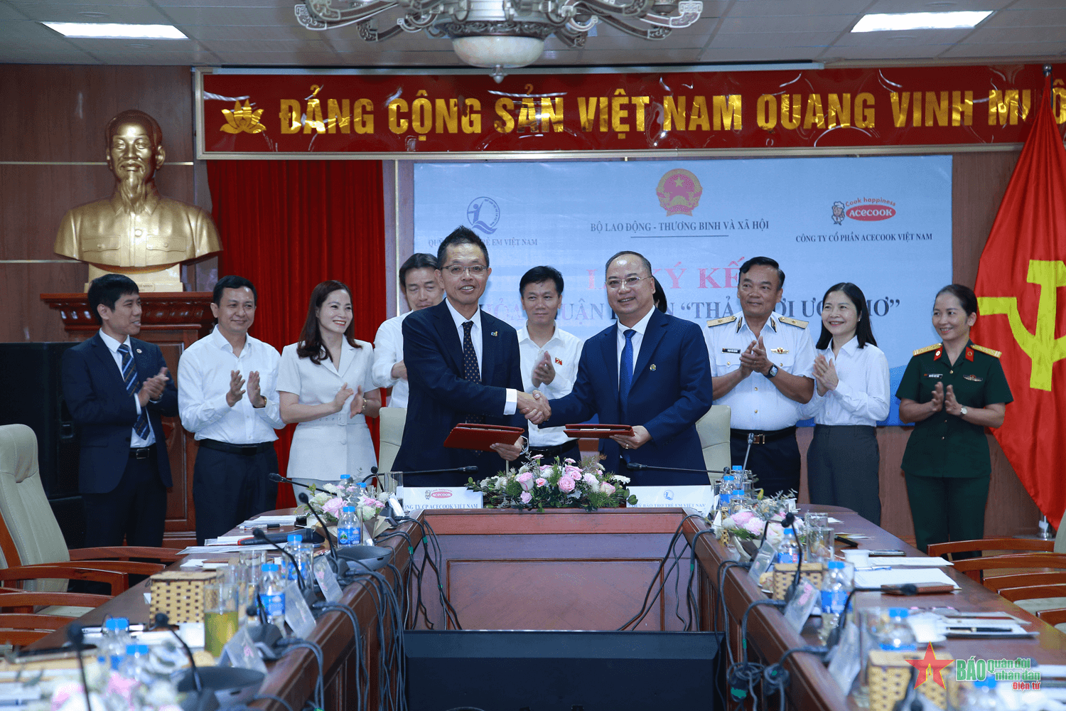 Dự án “Thả lưới ước mơ”: Hơn 1 tỷ đồng hỗ trợ trẻ em vùng biển, đảo