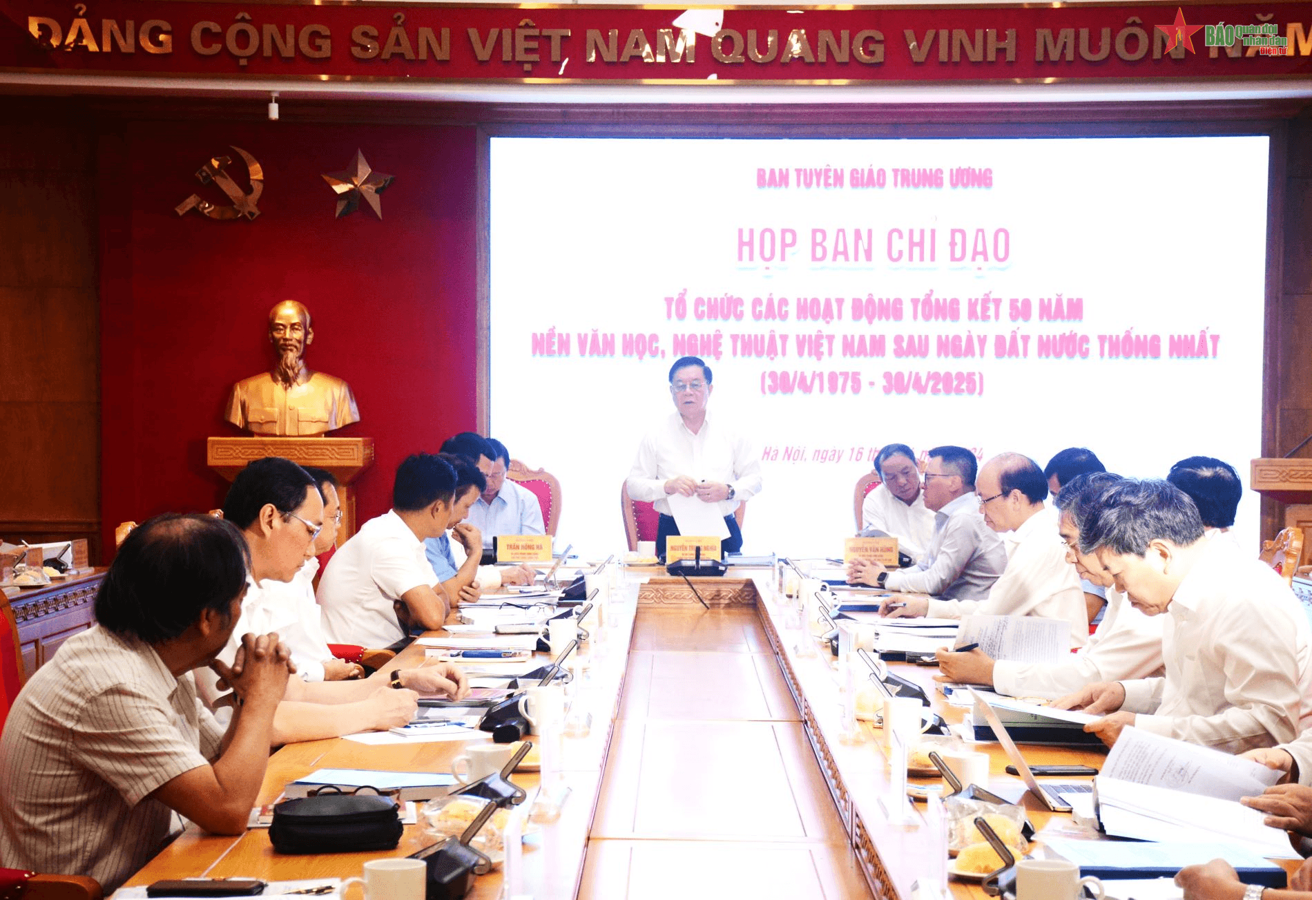 Đánh giá toàn diện nền văn học, nghệ thuật sau 50 năm đất nước thống nhất