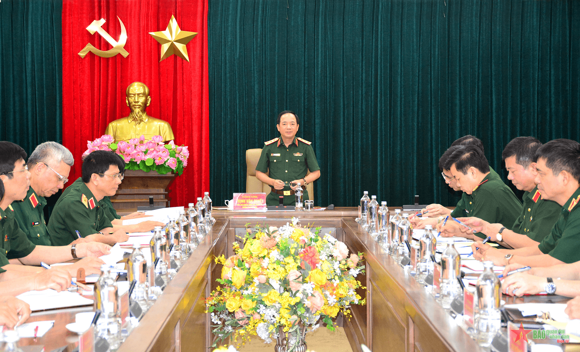 Thượng tướng Trịnh Văn Quyết chủ trì Hội nghị Ban tổ chức tổng kết thực hiện Luật Sĩ quan Quân đội nhân dân Việt Nam