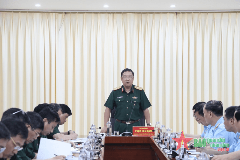 Thượng tướng Phạm Hoài Nam: Nhà máy A45 phát huy dây chuyền công nghệ sẵn có để phát triển sản phẩm mới