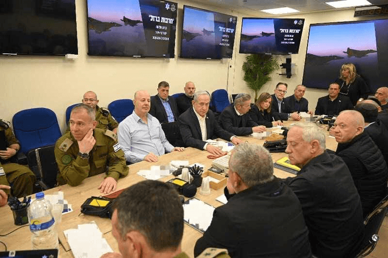 Israel tấn công tên lửa trả đũa Iran