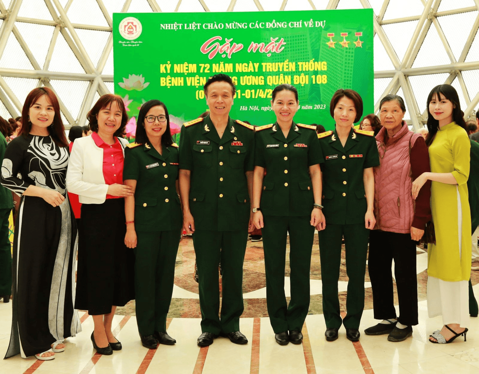 Người thầy “từ mẫu” của chúng tôi