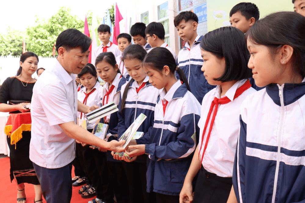 Kiên trì chấn hưng văn hóa đọc