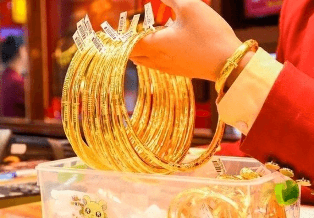 Giá vàng chiều nay (21-4): Vẫn neo ở mức cao