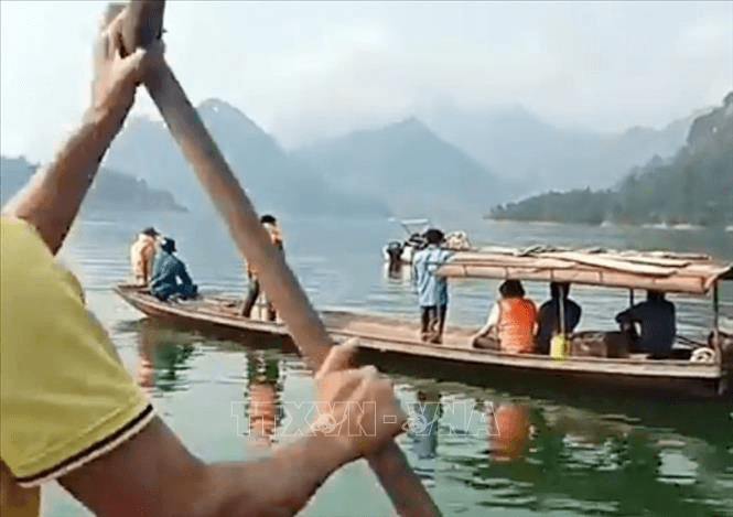 Lật thuyền ở Sìn Hồ (Lai Châu): Vẫn chưa tìm thấy các nạn nhân