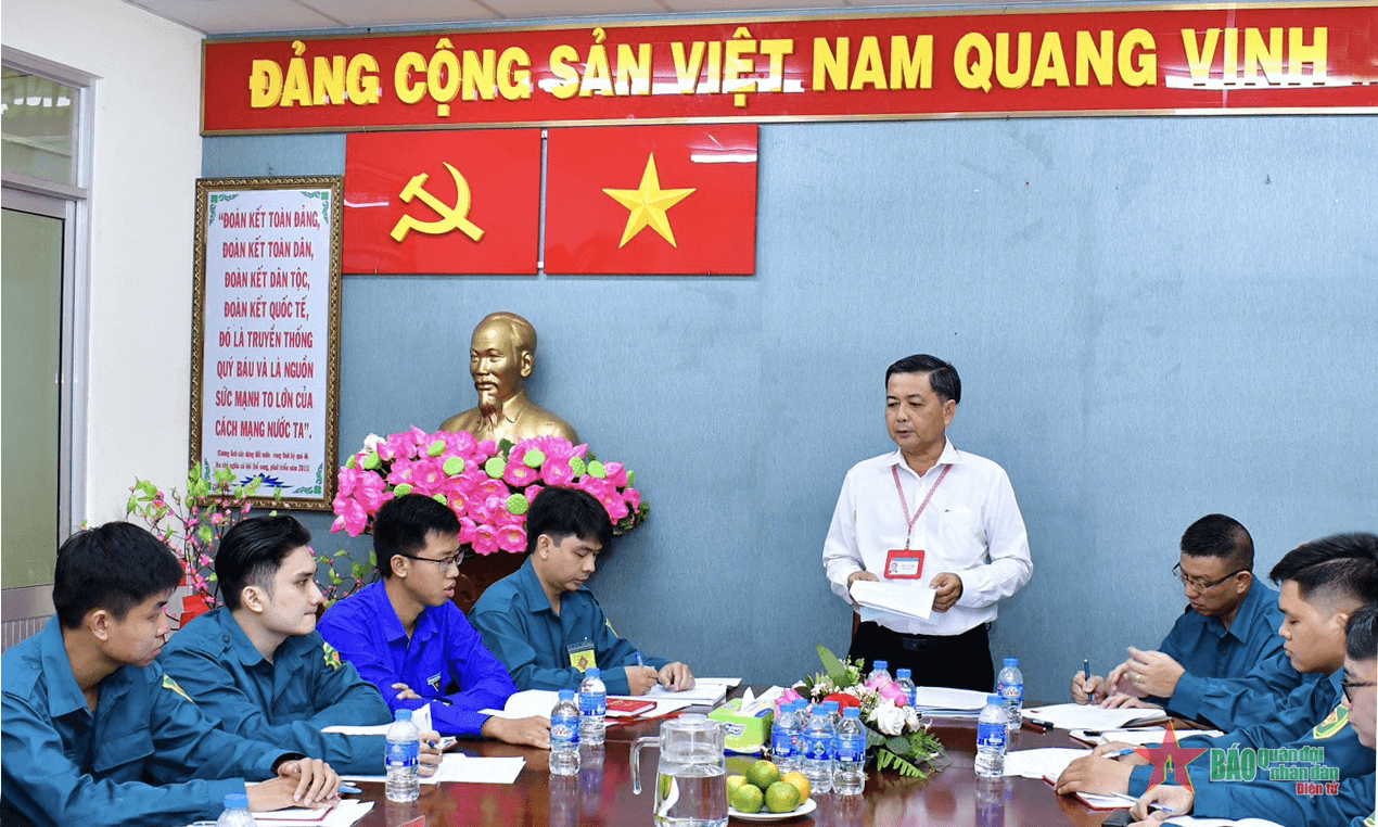 Xây dựng chi bộ quân sự gắn với quy hoạch cán bộ