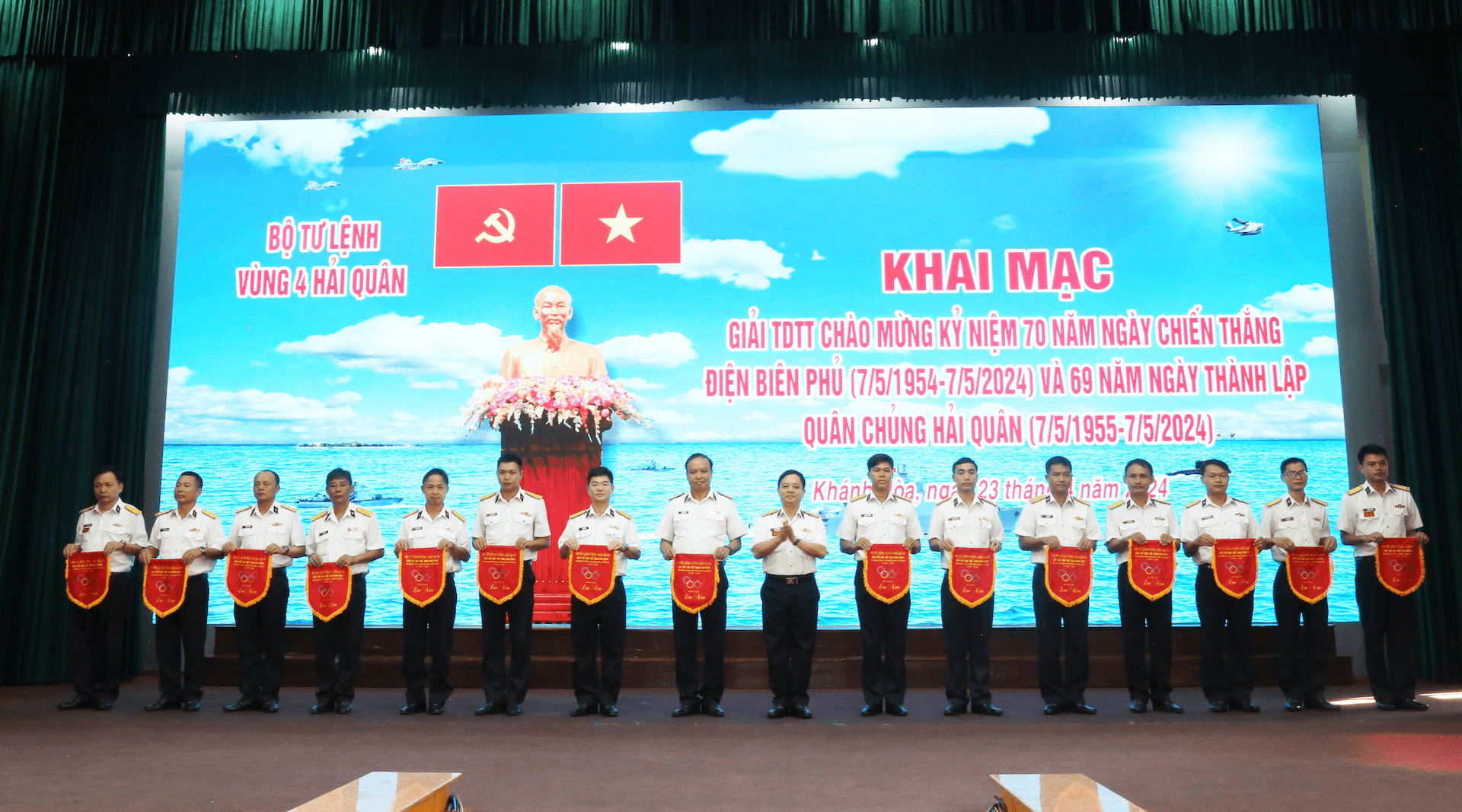 Vùng 4 Hải quân: Phối hợp, nâng cao phong trào thể thao tại các đơn vị