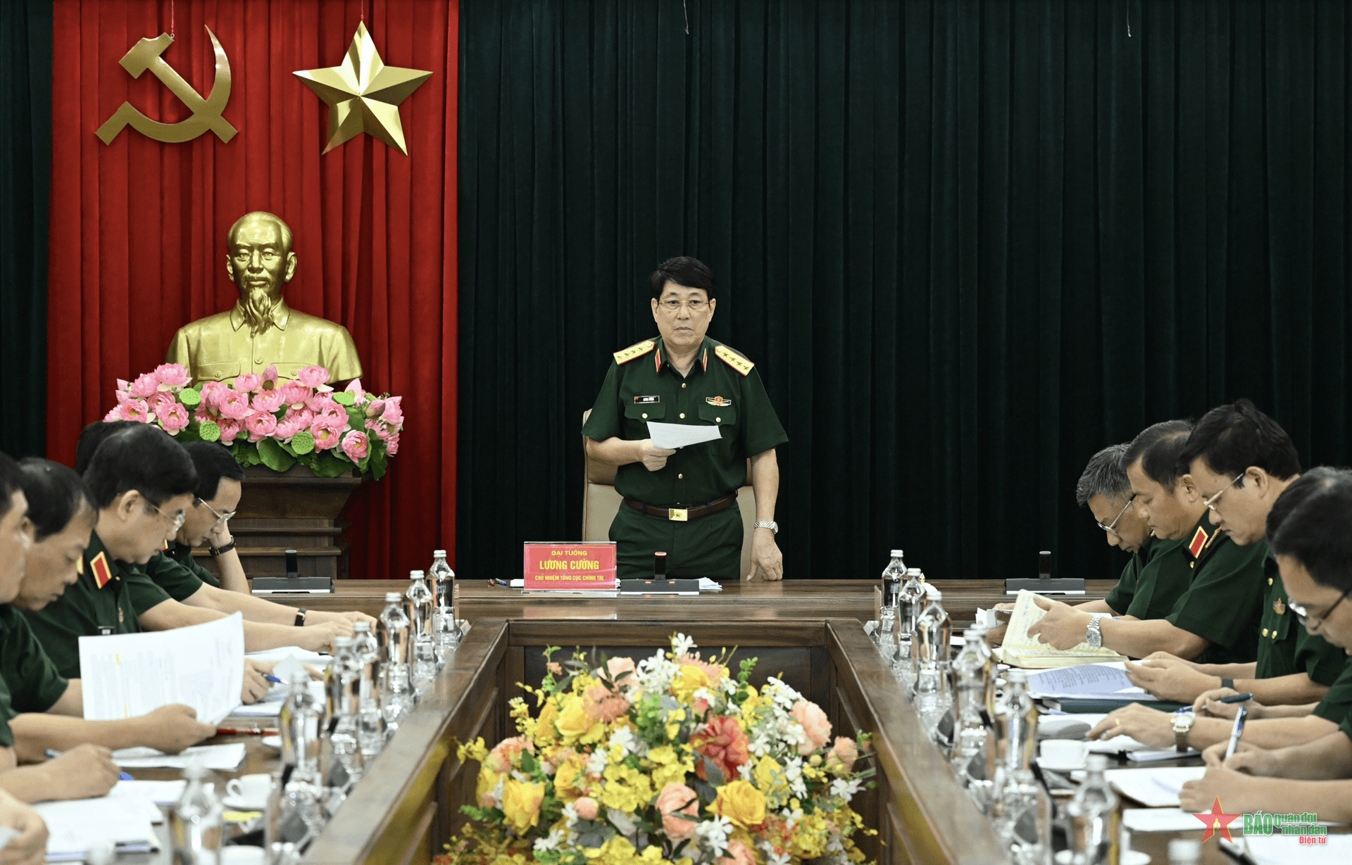 Đại tướng Lương Cường chủ trì Hội nghị Ban Chủ nhiệm Tổng cục Chính trị