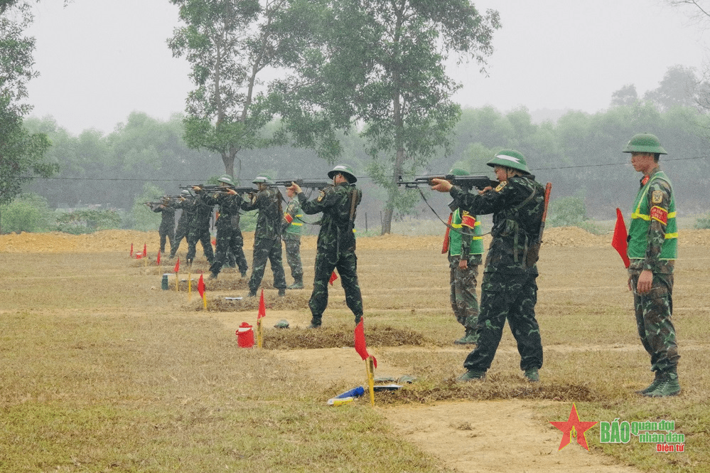 Trung đoàn 19, Sư đoàn 968 (Quân khu 4): Chiến sĩ mới thực hành bắn mục tiêu bia số 8 đạt kết quả cao