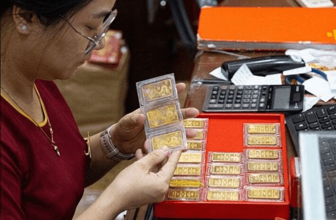 Giá vàng chiều nay (25-4): Quay đầu giảm mạnh