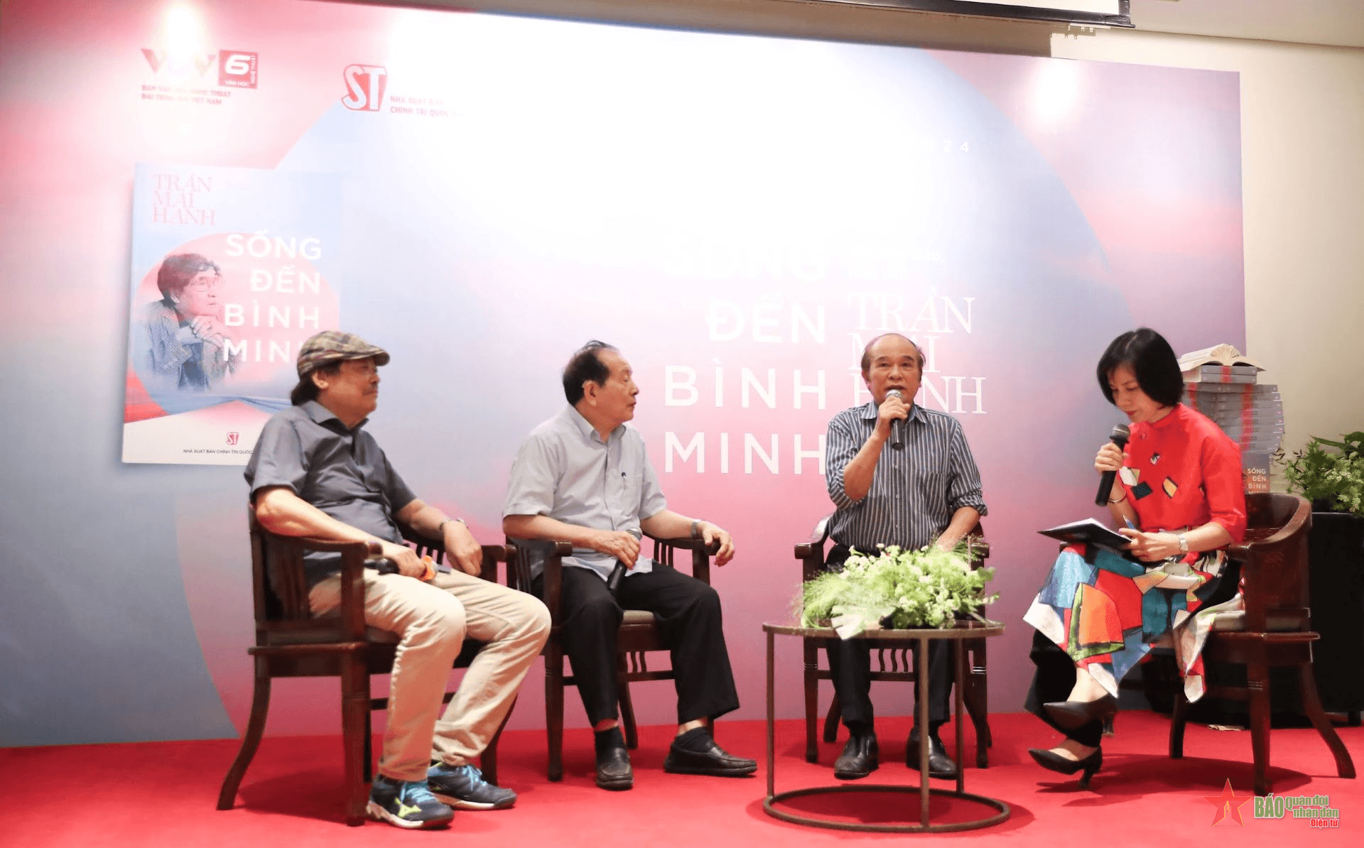 Ra mắt tự truyện “Sống đến bình minh” của nhà báo, nhà văn Trần Mai Hạnh