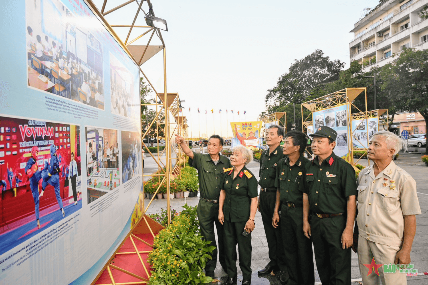 TP Hồ Chí Minh khai mạc triển lãm “Tổ quốc bên bờ sóng”