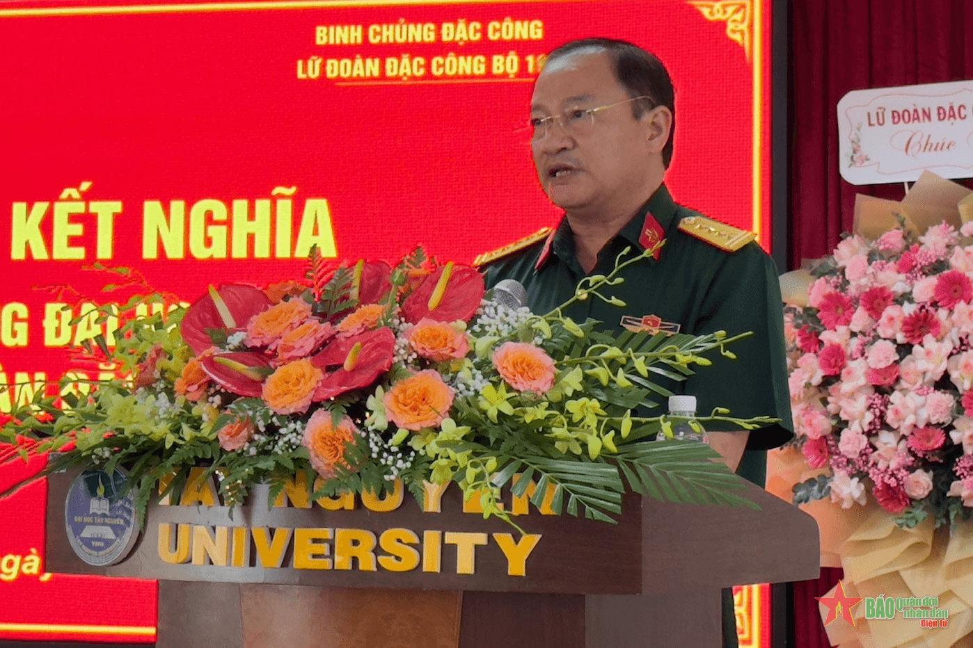 Lữ đoàn Đặc công 198 tổ chức Lễ kết nghĩa với Trường Đại học Tây Nguyên