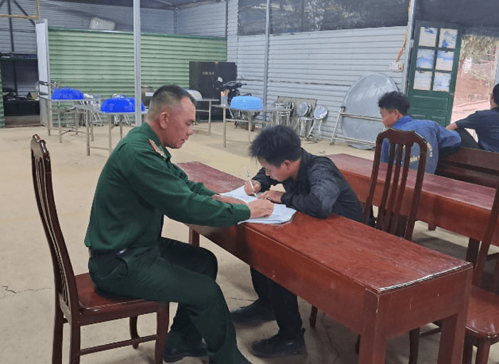 Thư về tòa soạn: Ngăn chặn khai thác vàng trái phép ở Chiềng On