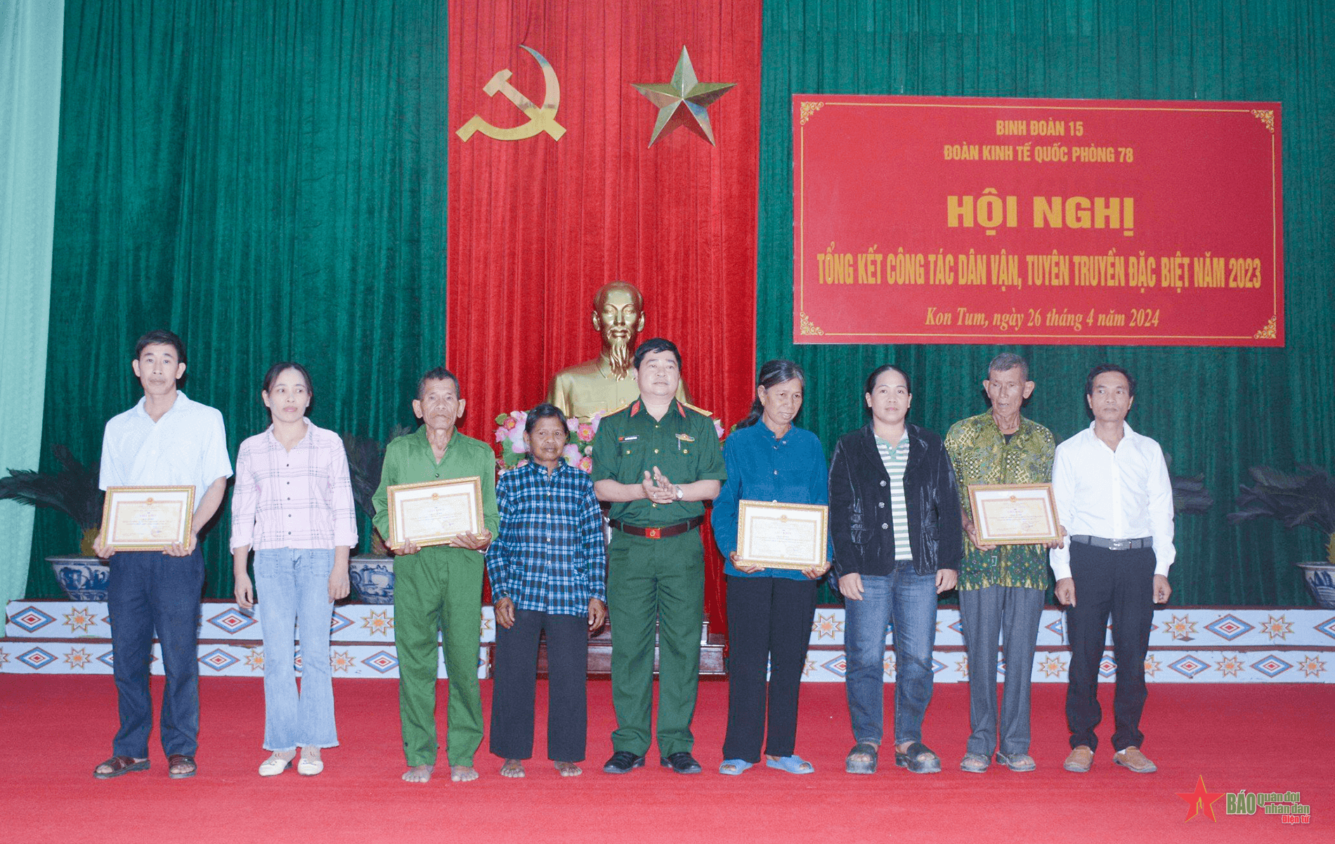 Đoàn Kinh tế-Quốc phòng 78: Khen thưởng các cặp “Gắn kết hộ” tiêu biểu