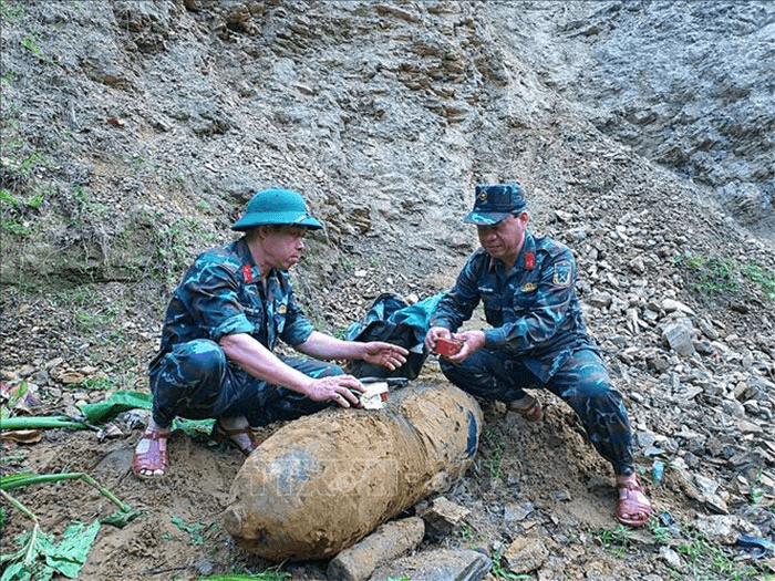 Hủy nổ thành công quả bom nặng 340kg còn nguyên kíp nổ