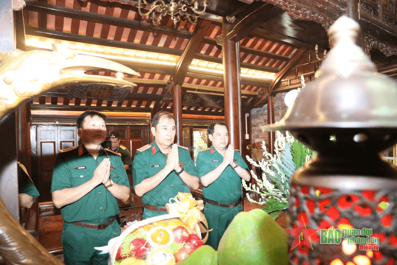 Thượng tướng Phùng Sĩ Tấn tri ân các đồng chí tướng lĩnh Quân đội