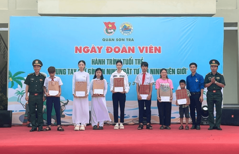Nghĩa tình ở Đồn Biên phòng Sơn Trà