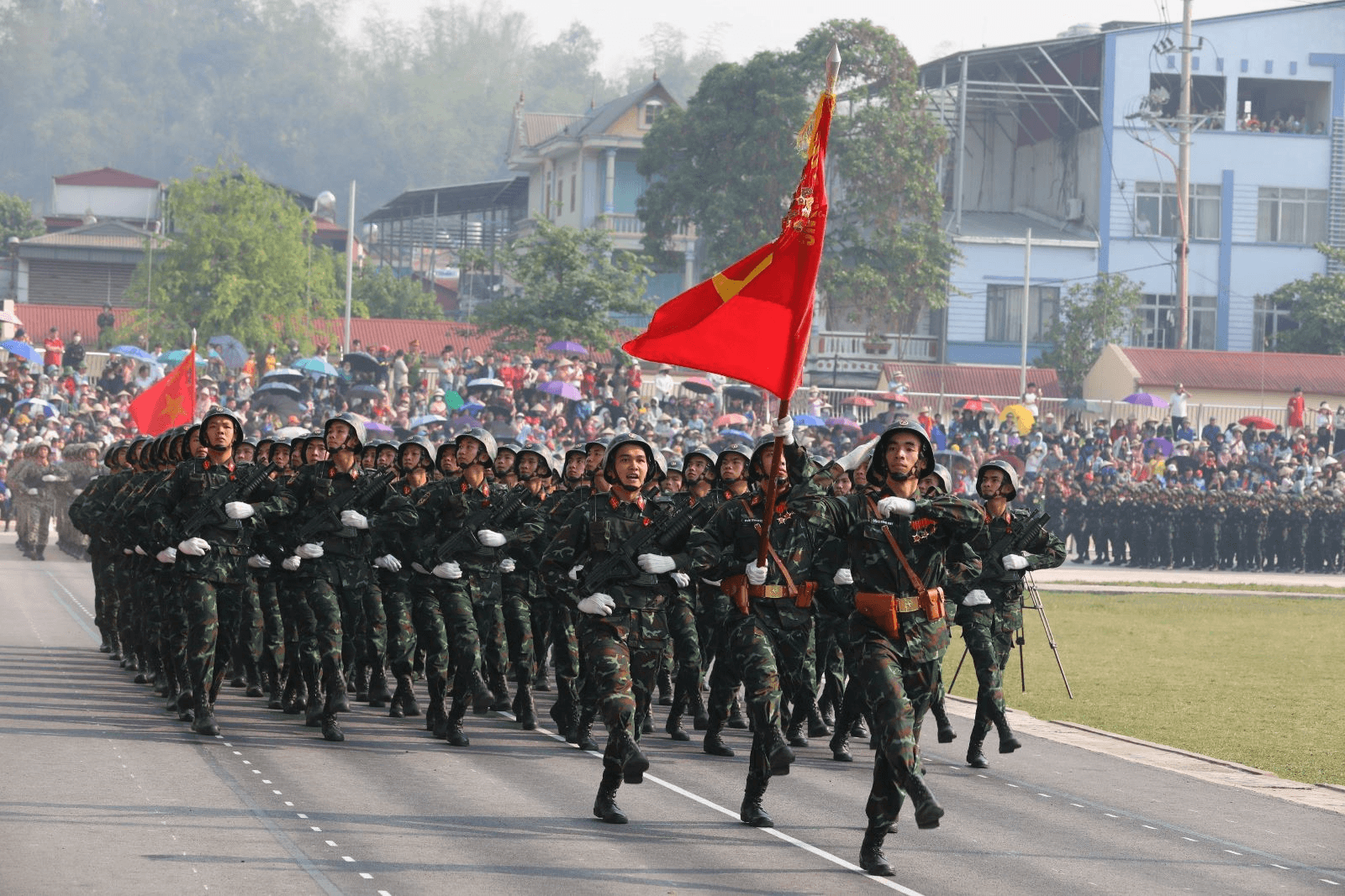 Khí thế ngày hội non sông