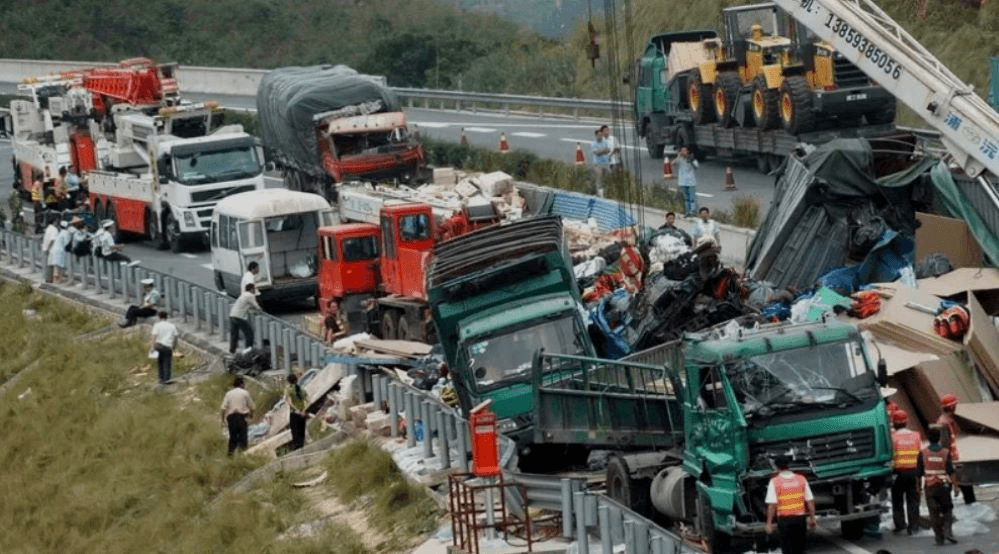 Sập đường cao tốc ở Quảng Đông, Trung Quốc
