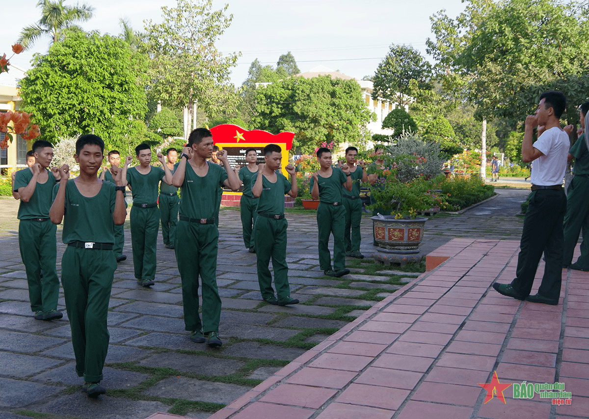 Nhiều sân chơi bổ ích cho bộ đội Sư đoàn 9 trong những ngày nghỉ lễ