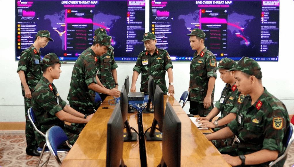 Trường Sĩ quan Thông tin xét tuyển những tổ hợp nào, chỉ tiêu các vùng miền cụ thể ra sao?