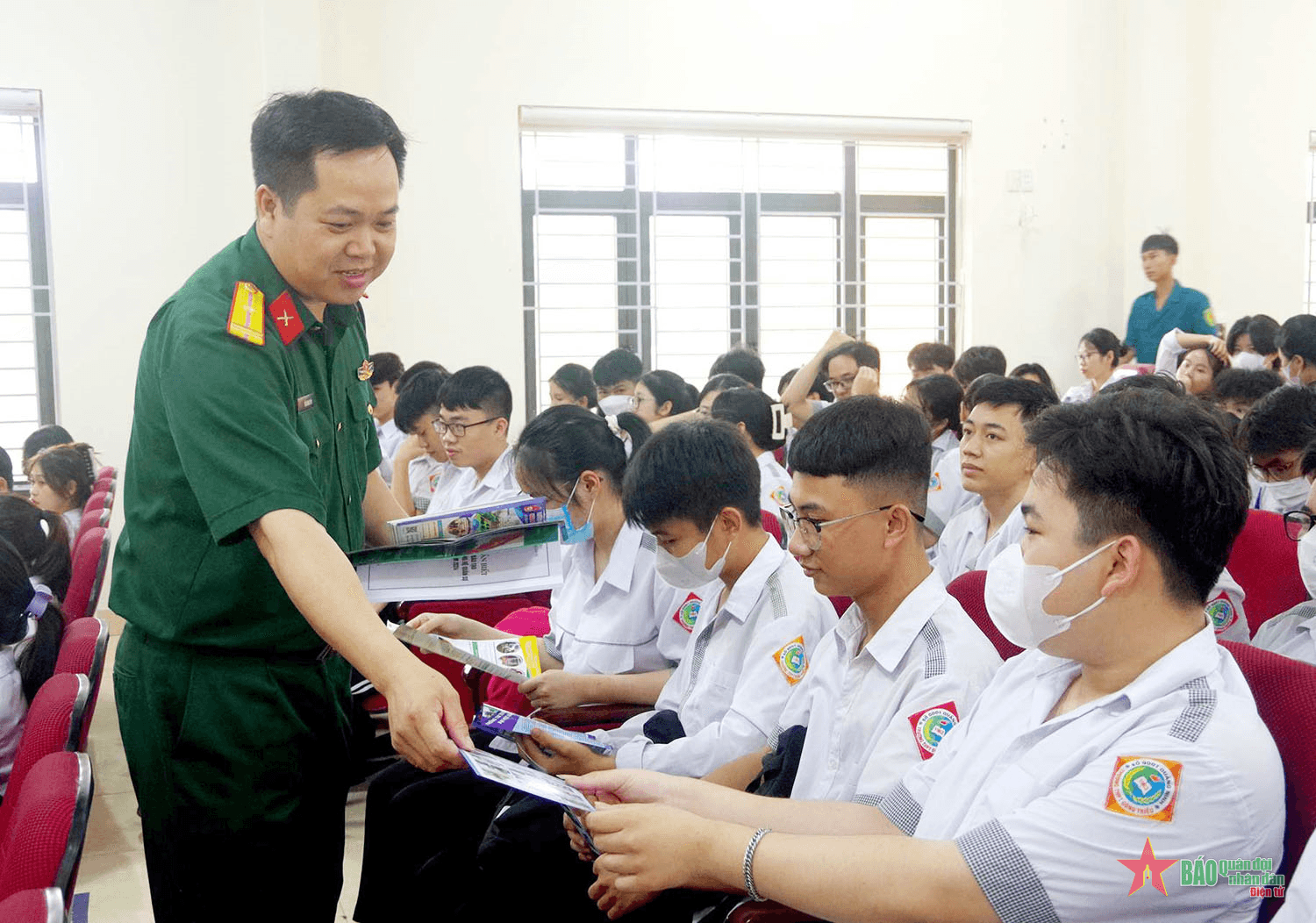 Bộ CHQS tỉnh Quảng Ninh thi tuyên truyền, hướng nghiệp tuyển sinh quân sự năm 2024