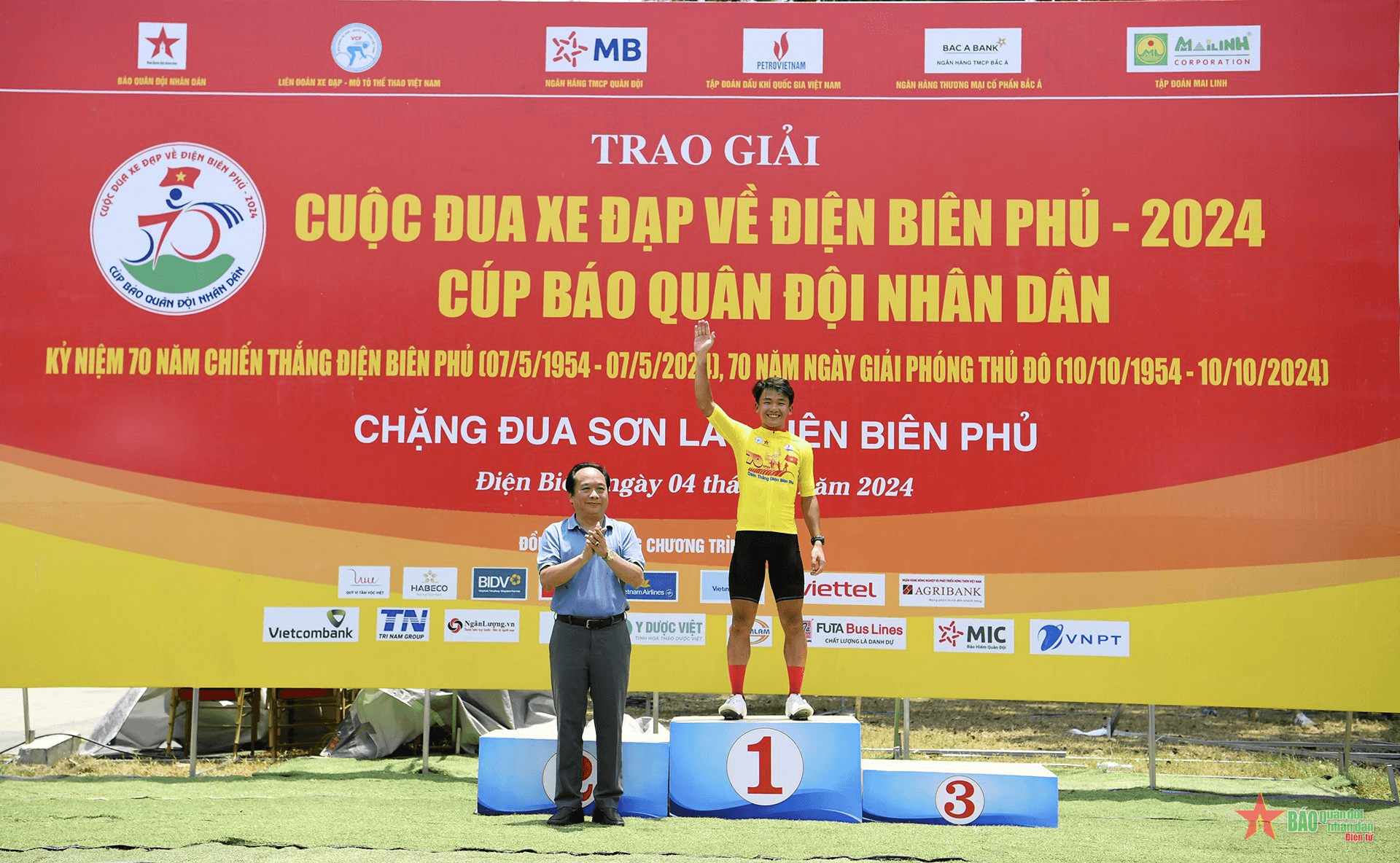 Tuyển thủ Quân đội Phạm Lê Xuân Lộc giành lại Áo vàng