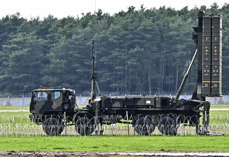 Quân sự thế giới hôm nay (6-5): Italy sẽ tiếp tục viện trợ cho Ukraine, Northrop hiện đại hóa máy bay B-2
