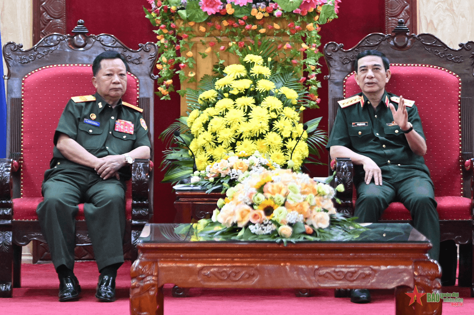 Đại tướng Phan Văn Giang tiếp Phó thủ tướng, Bộ trưởng Bộ Quốc phòng Lào