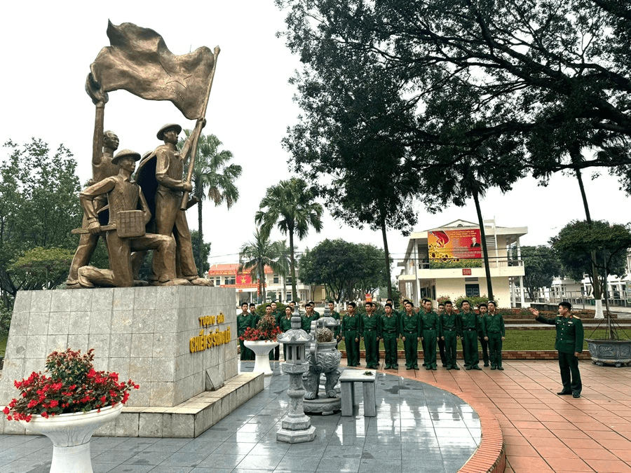 Phát huy tinh thần chiến sĩ Điện Biên trong điều kiện mới