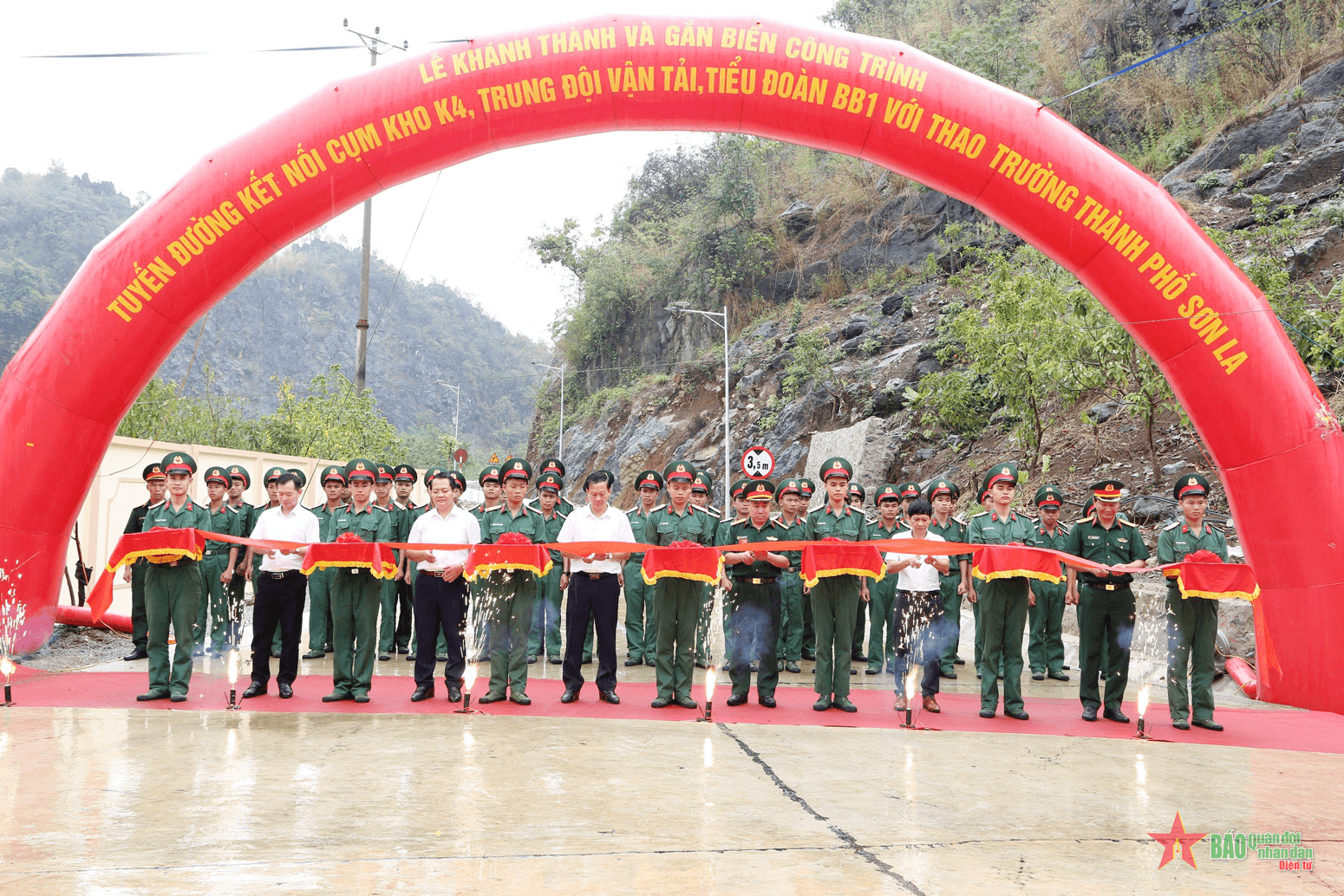 Bộ CHQS tỉnh Sơn La khánh thành công trình chào mừng 70 năm Chiến thắng Điện Biên Phủ