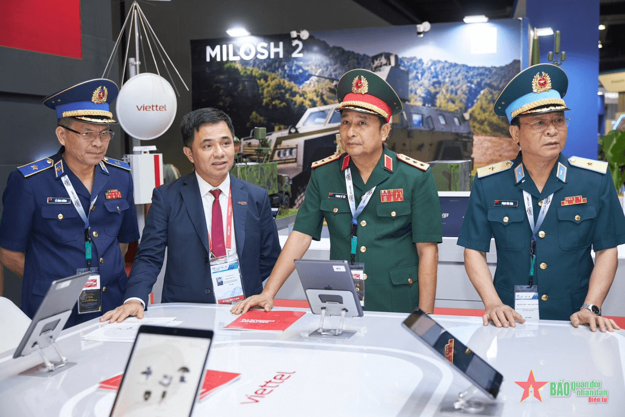 Thượng tướng Phùng Sĩ Tấn dự Triển lãm DSA 2024 tại Malaysia