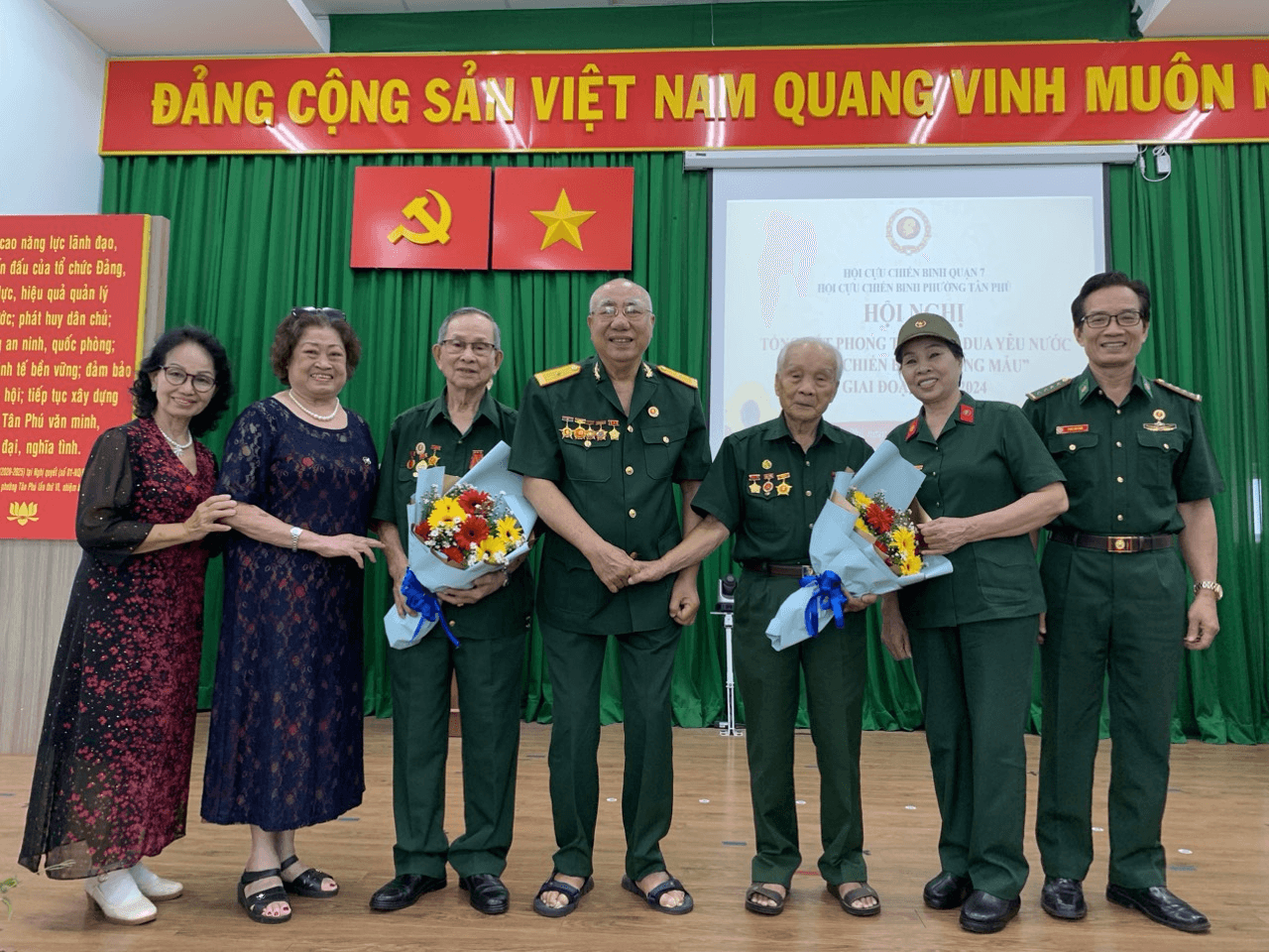 Đào hào giao thông, tiến sâu vào sào huyệt địch