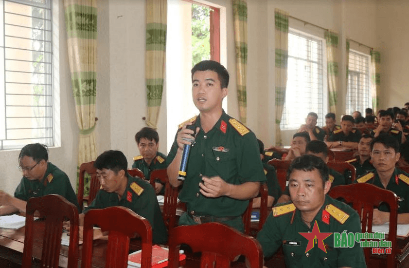 Kiểm tra thực hiện quy chế dân chủ cơ sở tại Lữ đoàn Vận tải 654