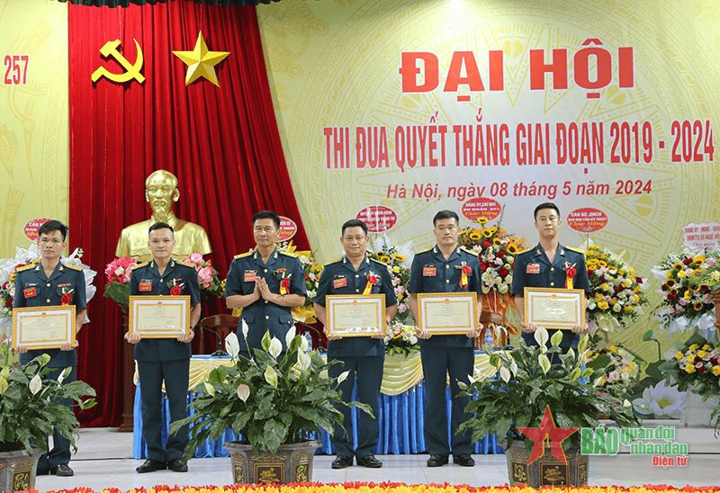 Phong trào Thi đua Quyết thắng tạo động lực phấn đấu cho cán bộ, chiến sĩ