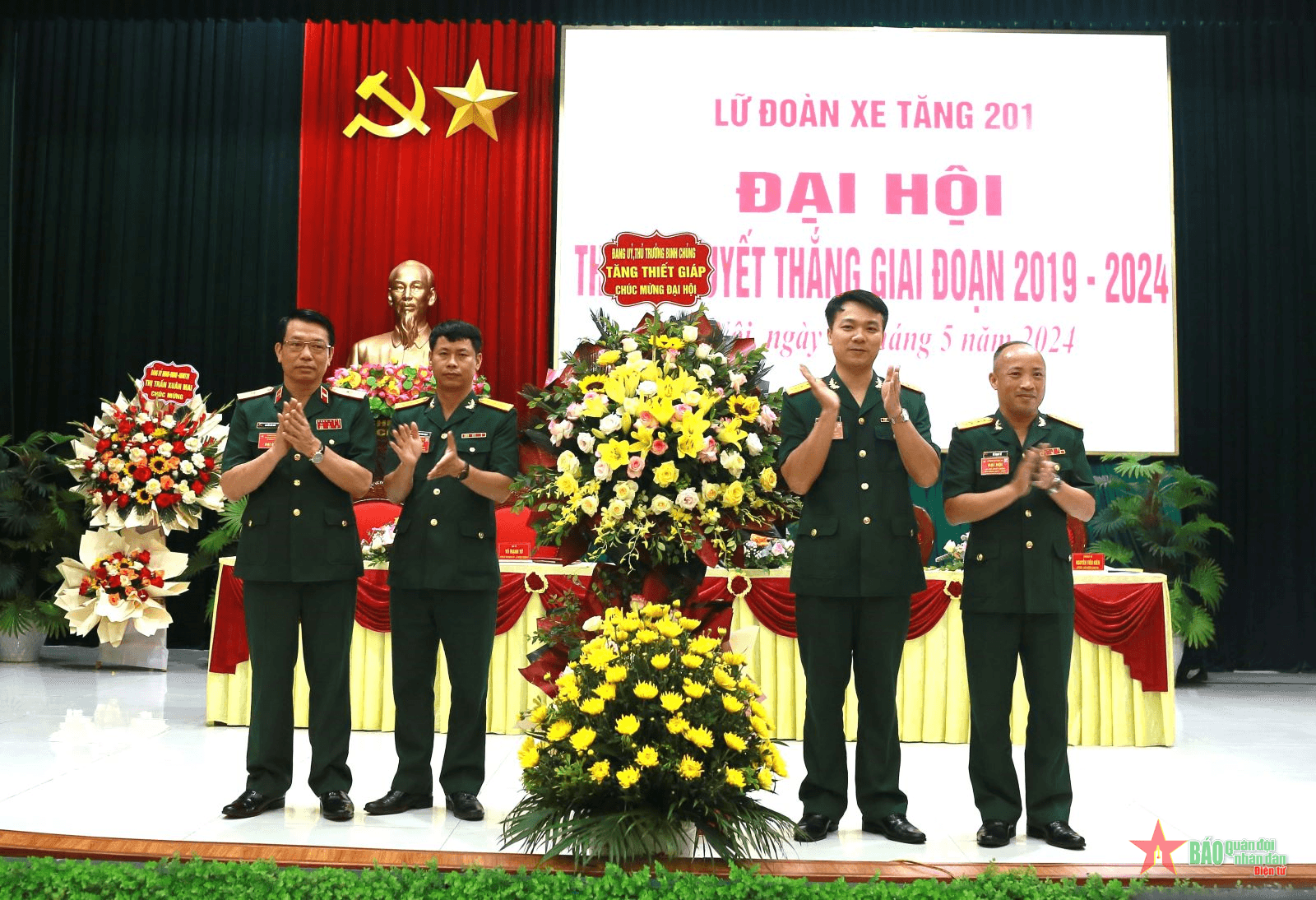 Lữ đoàn Xe tăng 201: Nhiều đổi mới, sáng tạo, cách nghĩ, cách làm trong Phong trào Thi đua Quyết thắng