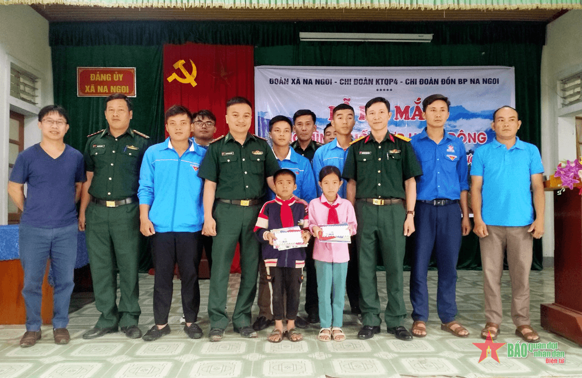 Xây dựng Mô hình “Môi trường xanh - đồng hành giúp em vượt khó”