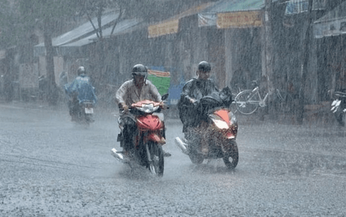 Thời tiết hôm nay (13-5): Bắc Bộ và Thanh Hóa đến Thừa Thiên Huế có mưa rào và dông